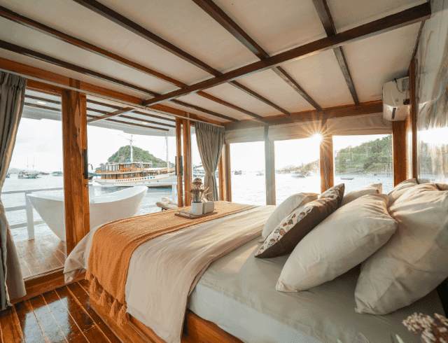VIP Cabin