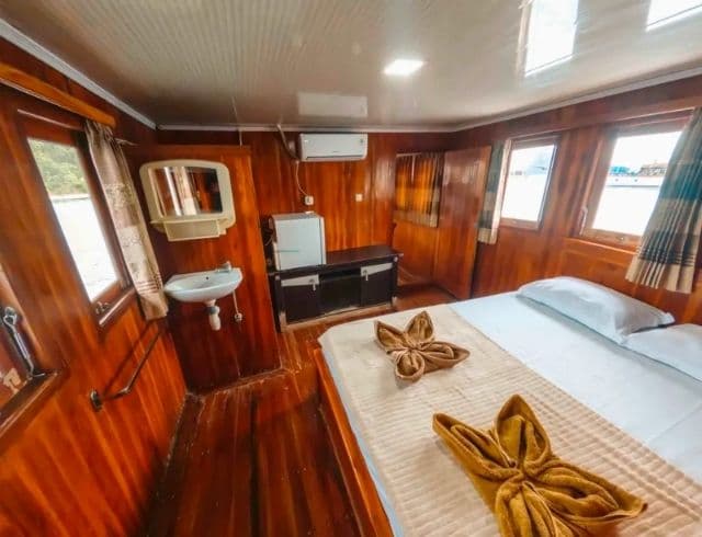 Master cabin