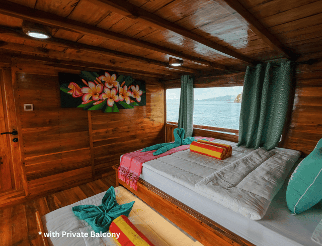 Deluxe cabin (Balcony)