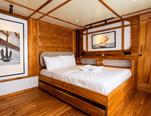 Deluxe Cabin