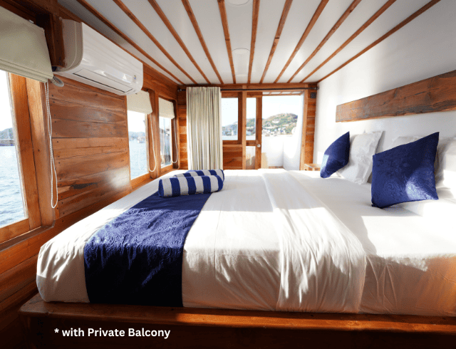 Master Cabin (Balcony)