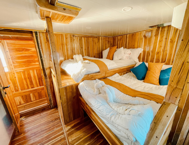 Twin Cabin